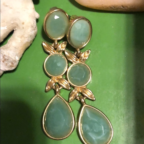 Chunky Stone Necklace and Earring set - Picture 2 of 3